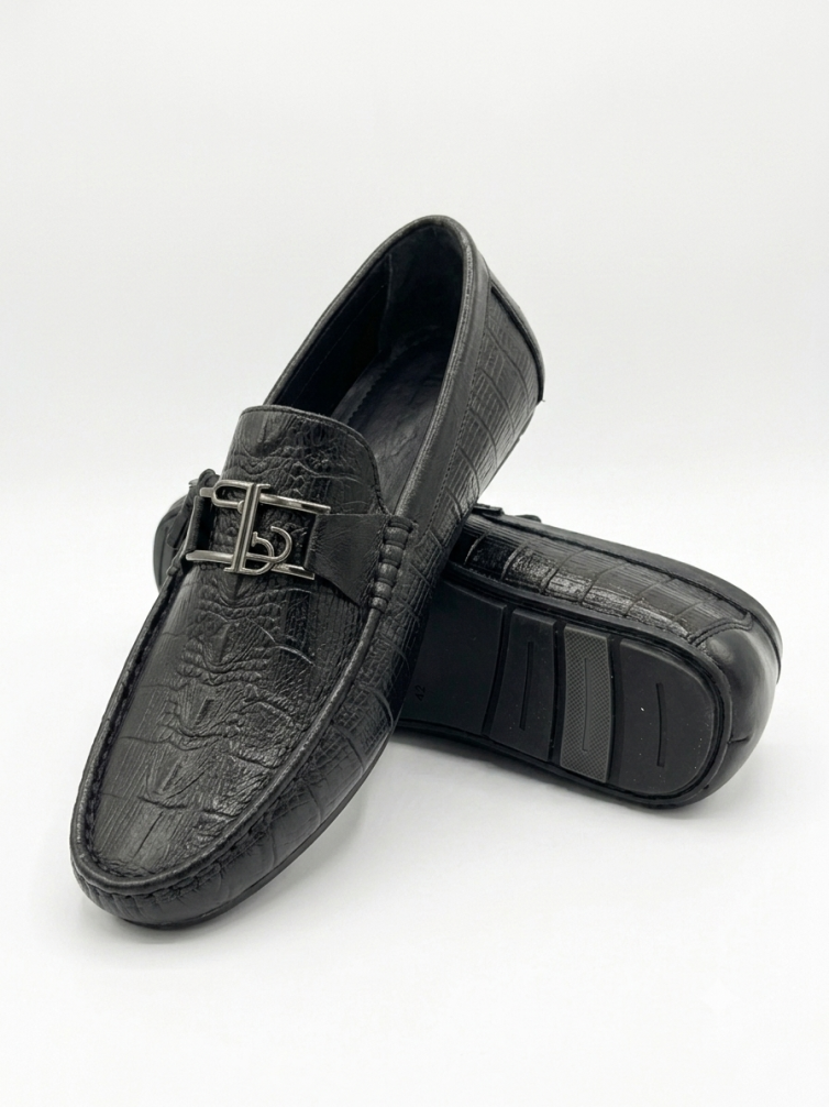 Crossstep Men’s Croc-Embossed Leather Loafer with Metal Buckle – Black